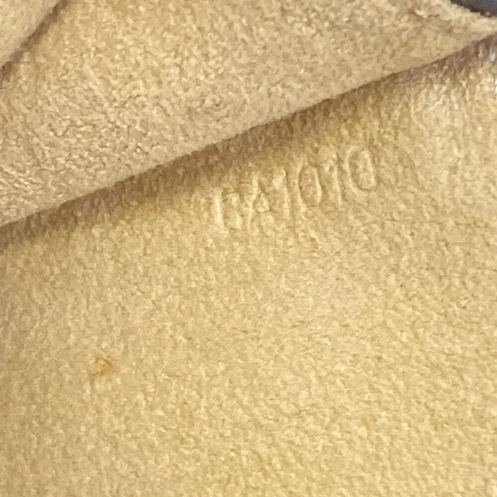Louis Vuitton Pochette Twin GM Monogram Shoulder Bag M51852